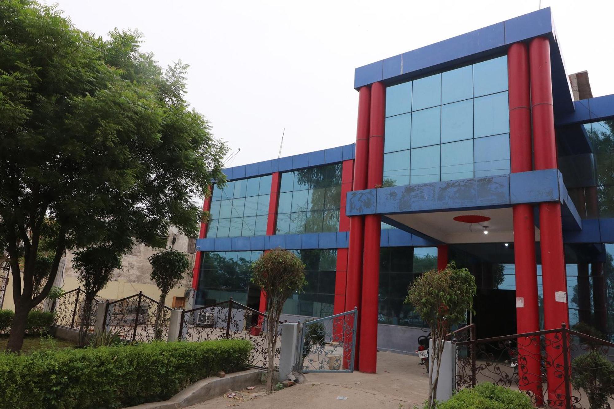 Hotel O Mulaqat Dadri 외부 사진